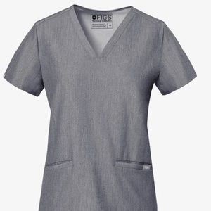 NEVER WORN- Women's Graphite Casma- Three-Pocket Scrub Top - XL / Graphite